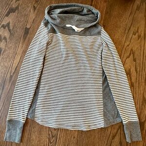 Gray/White striped lightweight top